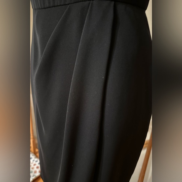 Jones New York Black Side Pleated Sleeveless Sheath Career Dress Zip Back Sz 4. - Picture 4 of 12